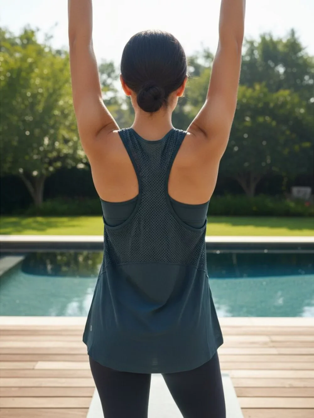🌟 Lululemon Train to Be Tank - Like New - Deep Teal - Size 4 🌊